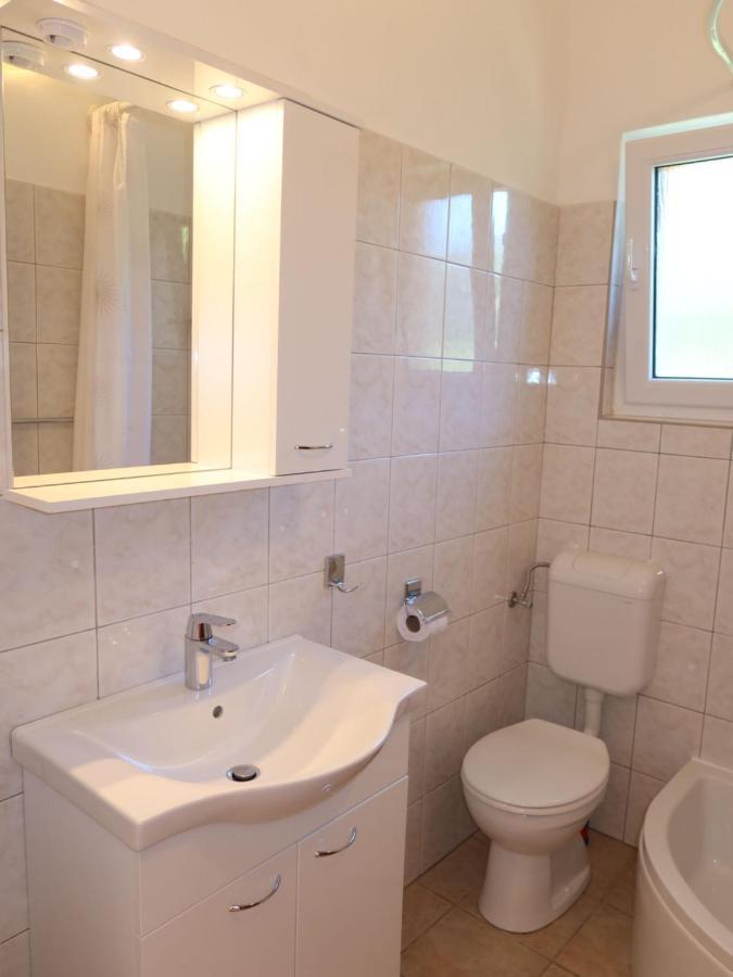 Holiday Home Ive By Interhome Petrcane Luaran gambar