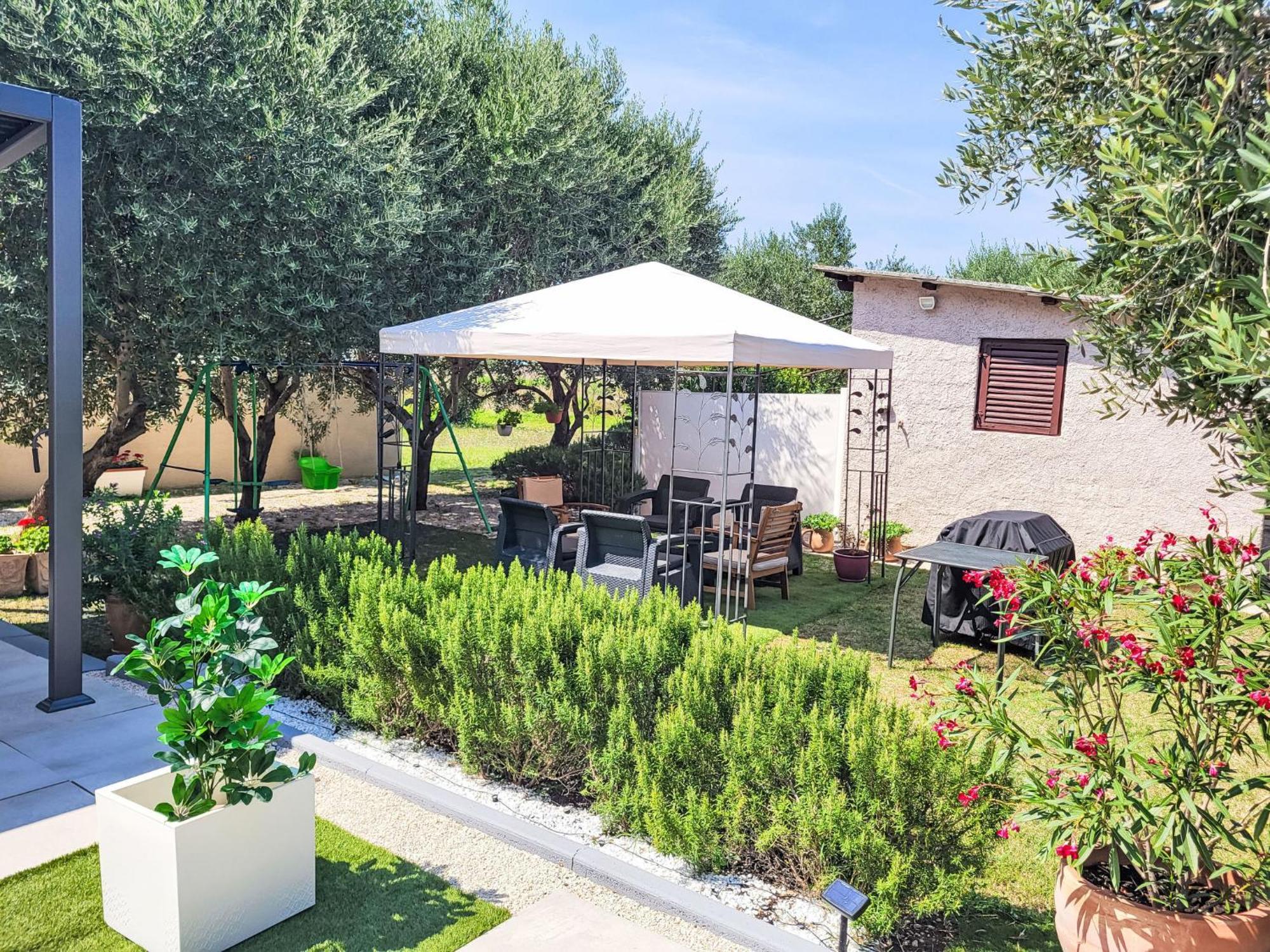 Holiday Home Ive By Interhome Petrcane Luaran gambar